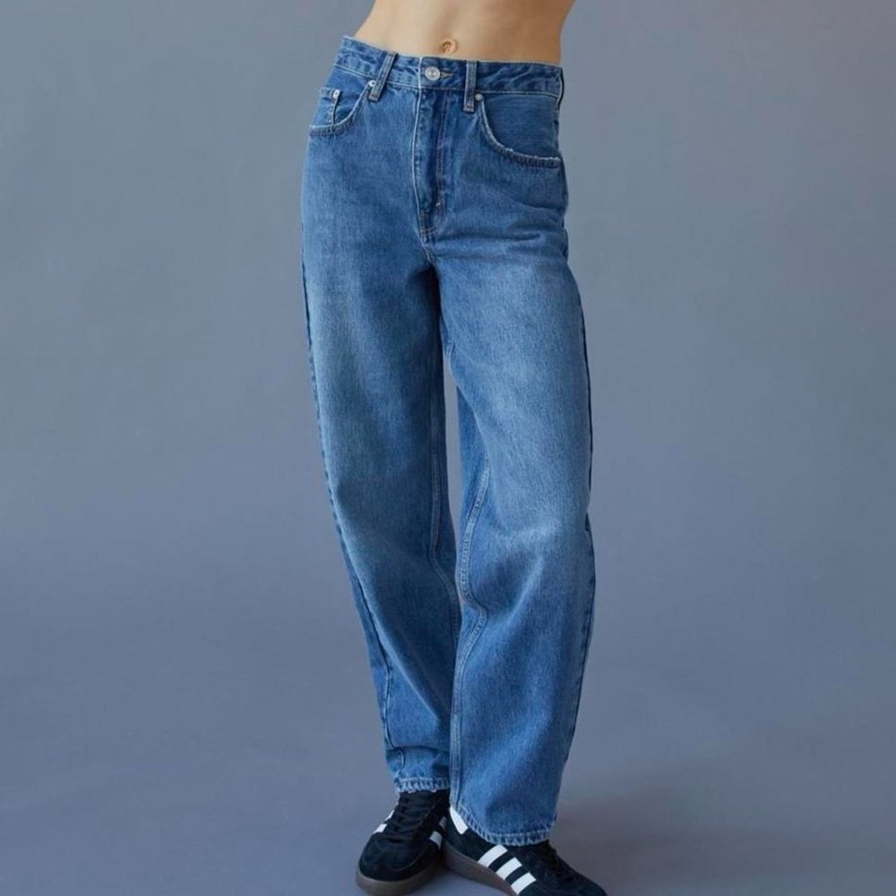 NEW BDG Vintage Feel High-Waisted Baggy Jean | Size 25
